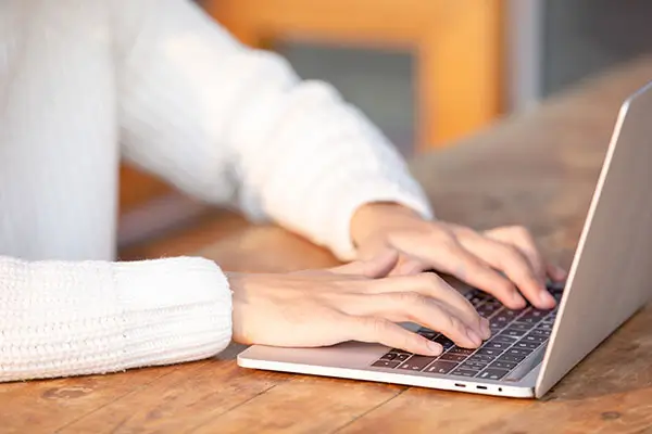 企业微信怎么离开会议啊