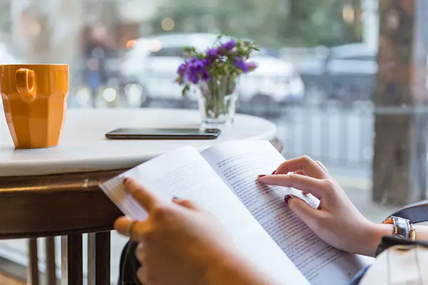 企业与消费者是怎么交易